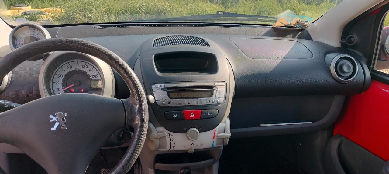 Peugeot 107 1.0 68CV 5p. Plaisir
