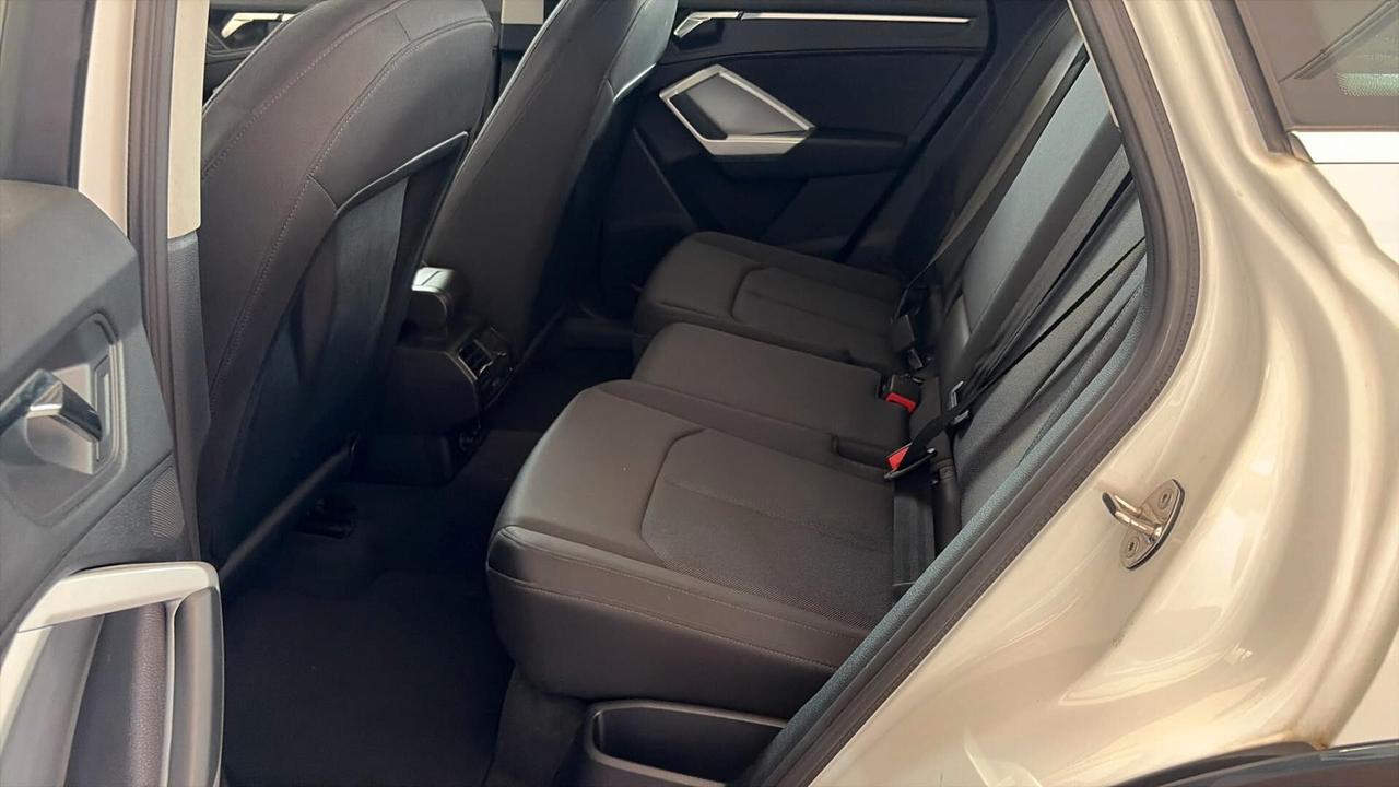 IN ARRIVO Audi Q3 35 TDI S tronic 2022