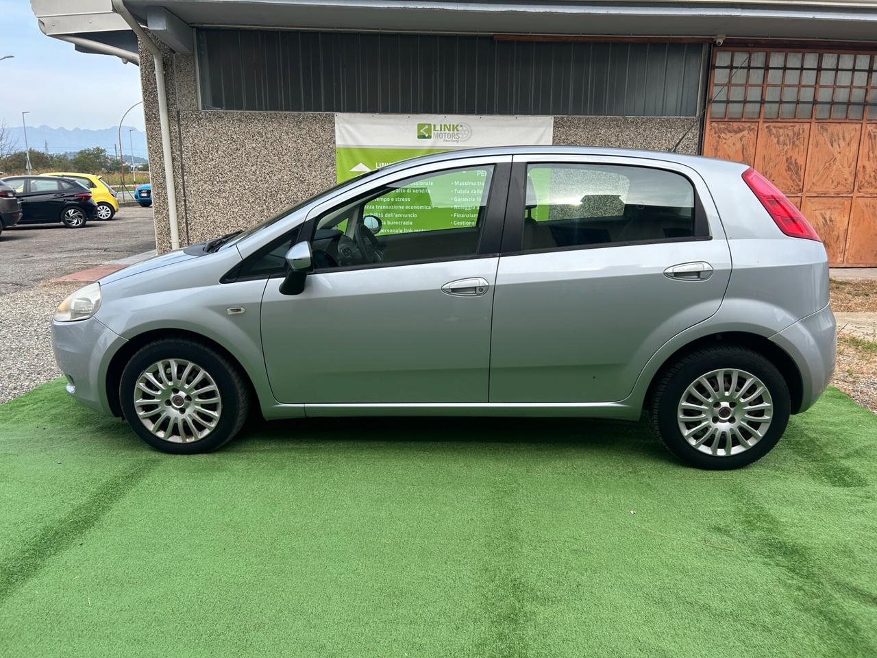FIAT GRANDE PUNTO 1.4 BENZINA 120.000KM OTTIMO STATO