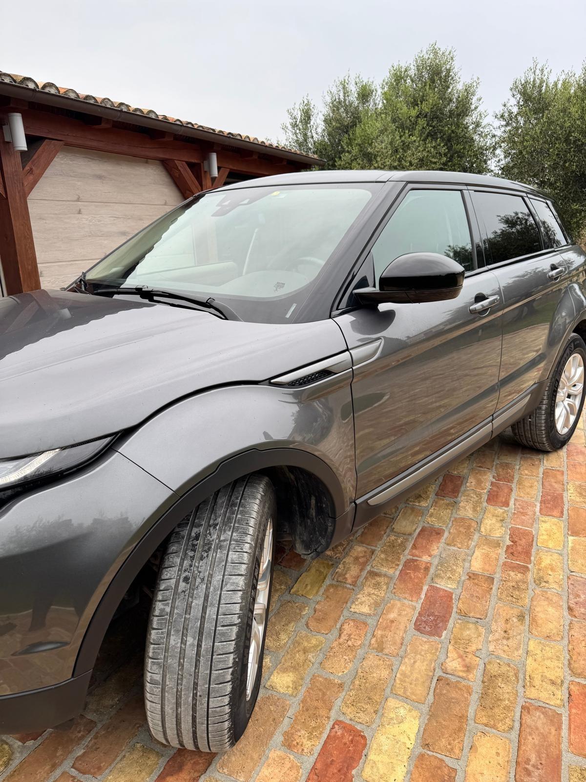 Land Rover Range Evoque 2.0 Si4 5p. Autobiography
