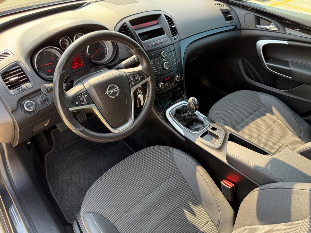 Opel Insignia 2.0 CDTI Sports Tourer Cosmo OK NEOPATENTATI