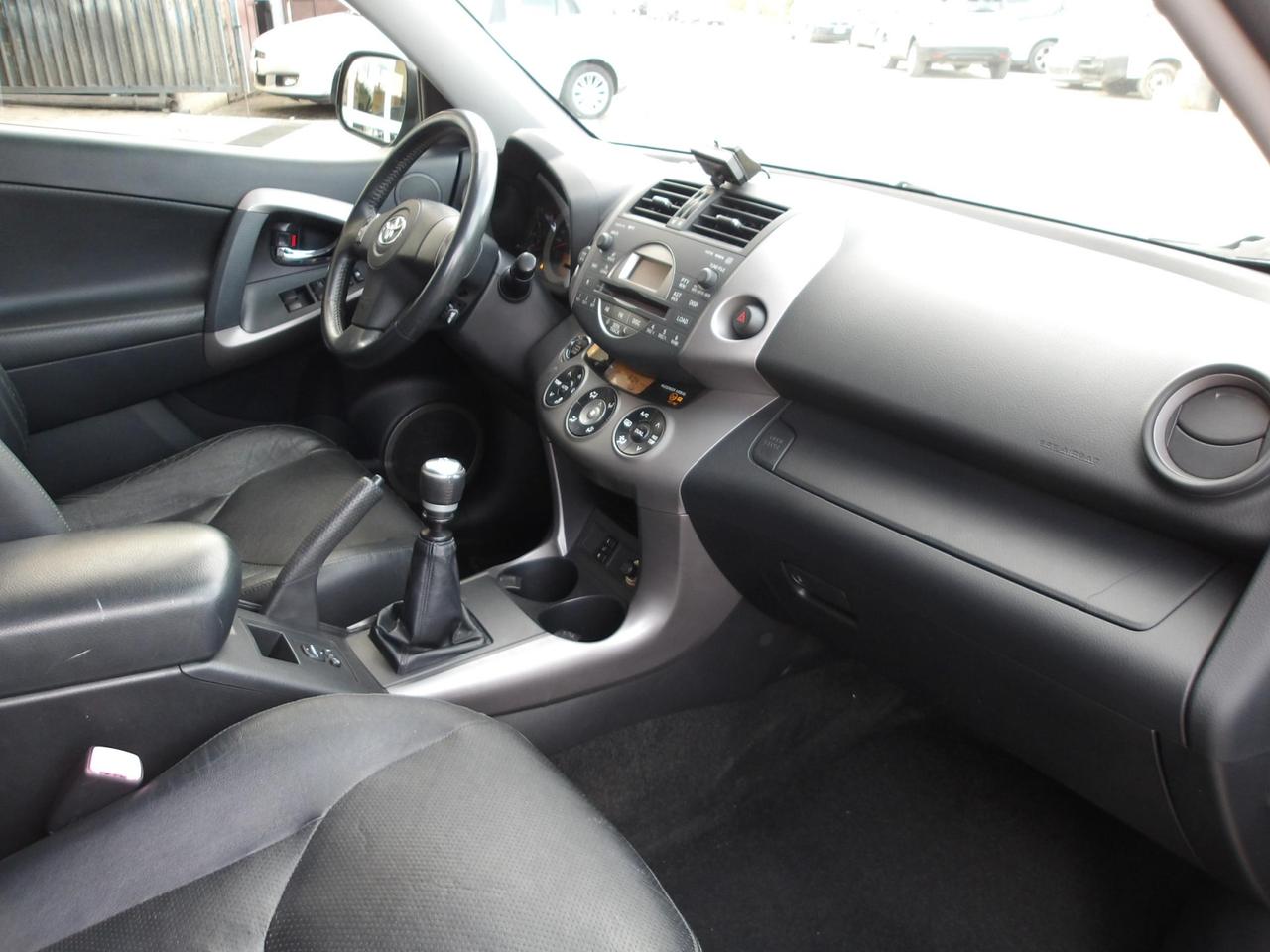 Toyota RAV4 5 Porte RAV4 2.2 d-4d Luxury 177cv