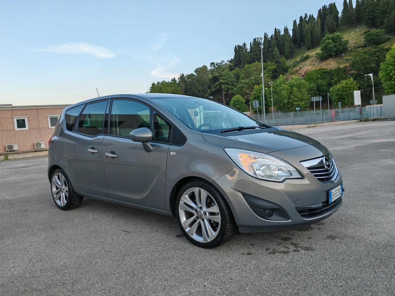 Opel Meriva 1.7 CDTI 110CV b-color Panoramic