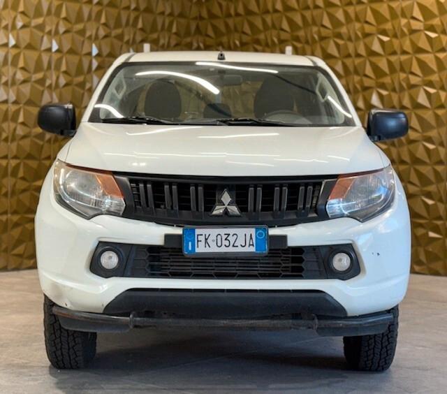 Mitsubishi L200 2.4 DI-D/154CV Double Cab Invite
