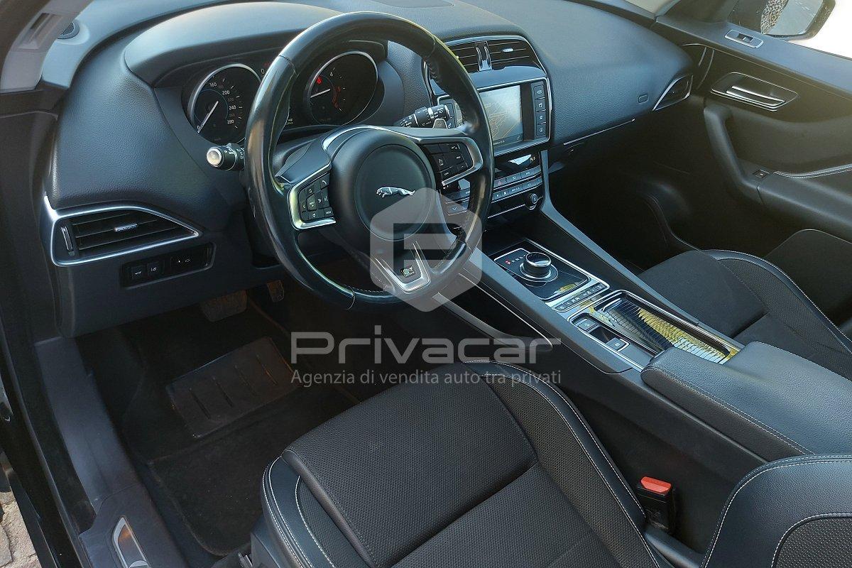 JAGUAR F-Pace 2.0 D 180 CV AWD aut. R-Sport