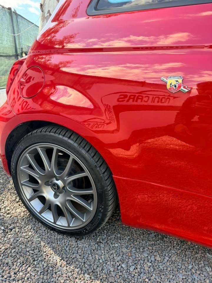 Abarth 695 1.4 Turbo T-Jet 180 CV