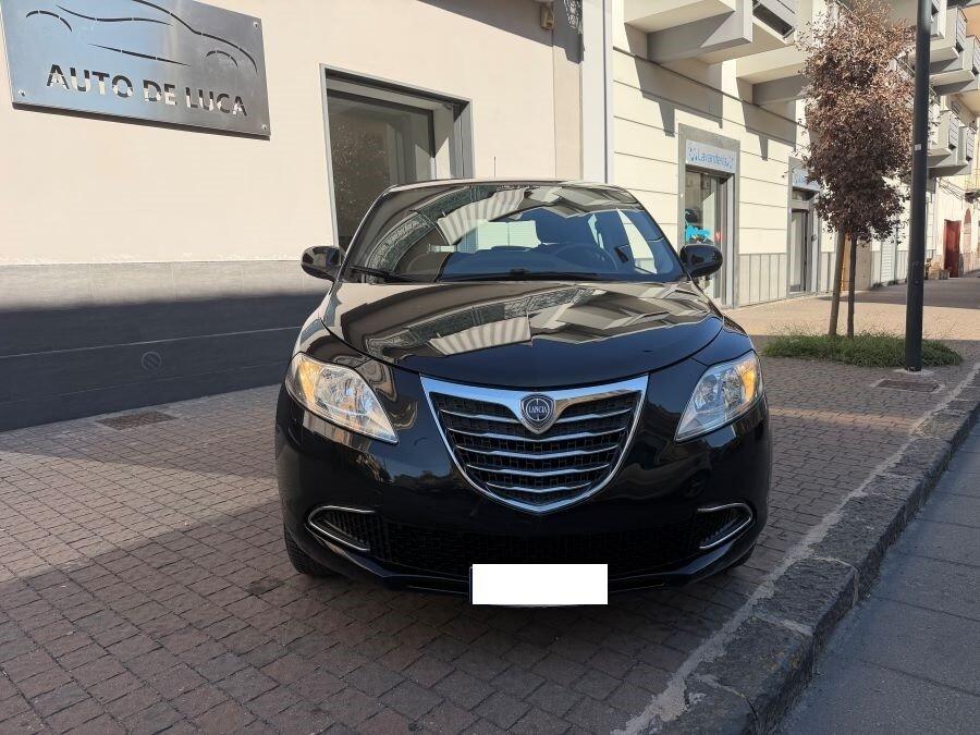 LANCIA YPSILON 900 METANO PLATINO CERTIFICATA NUOV