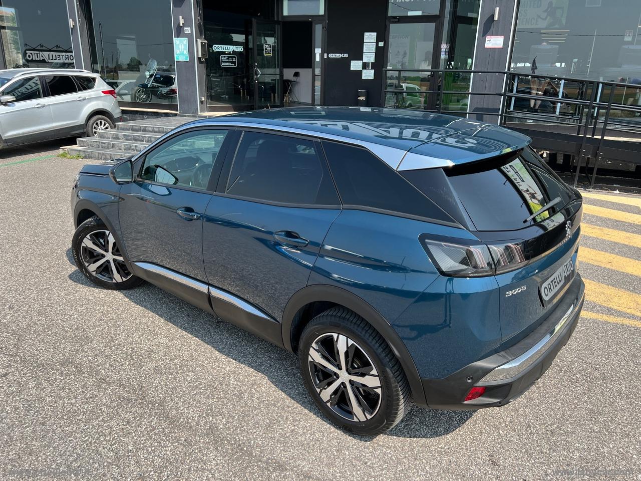 PEUGEOT 3008 PureTech Turbo 130 S&S EAT8 Allure IVA DEDUCIBILE