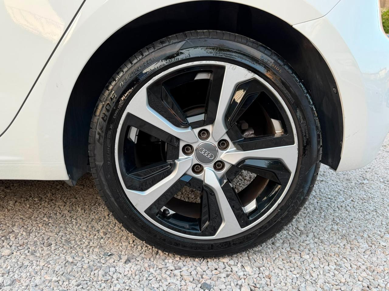 Audi A1 SPB 30 TFSI S tronic Admired