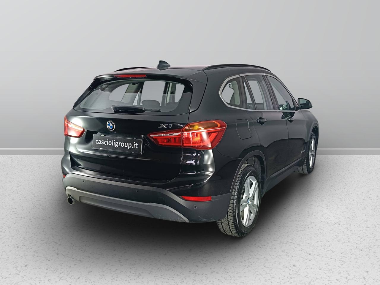BMW X1 F48 - X1 sdrive18d Business auto