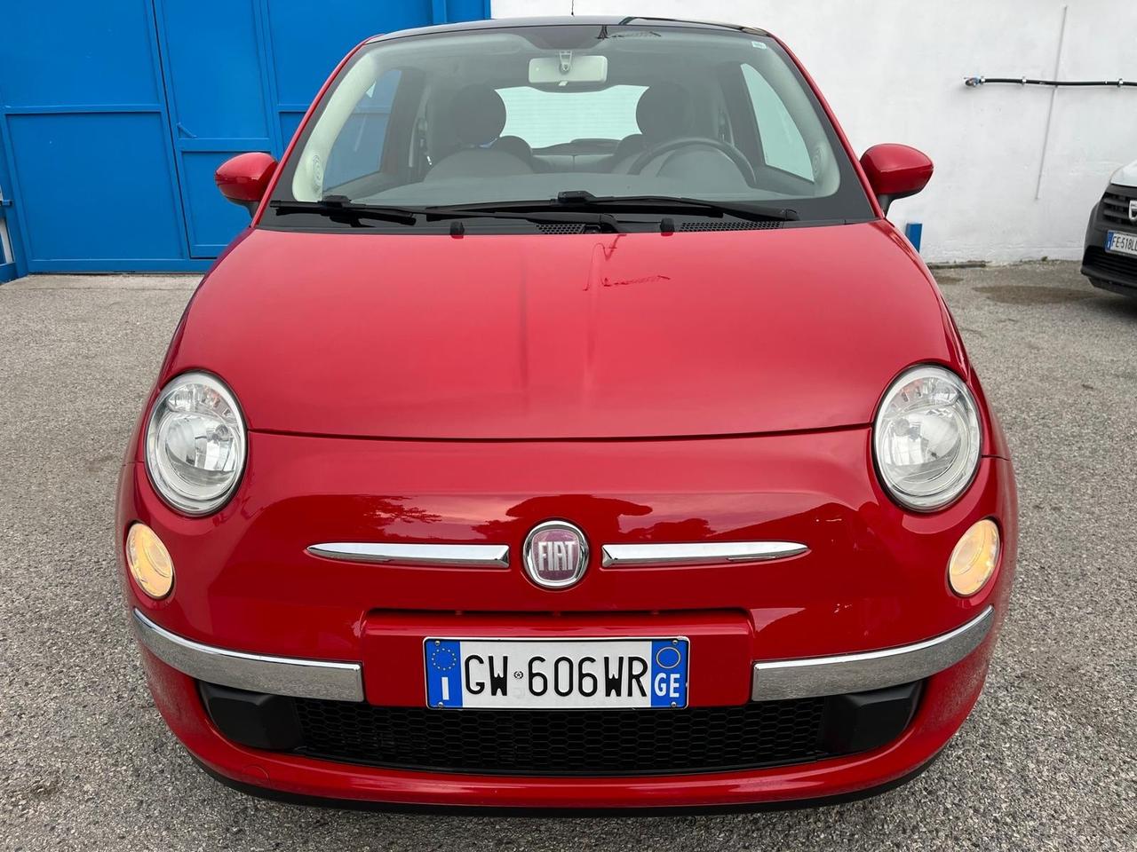 Fiat 500 lounge -1.2 benz-km 73000-2011