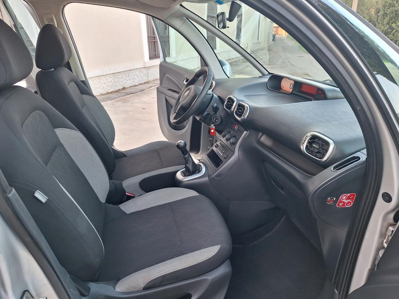 Citroen C3 Picasso 1.6 HDi 90 Seduction 2015