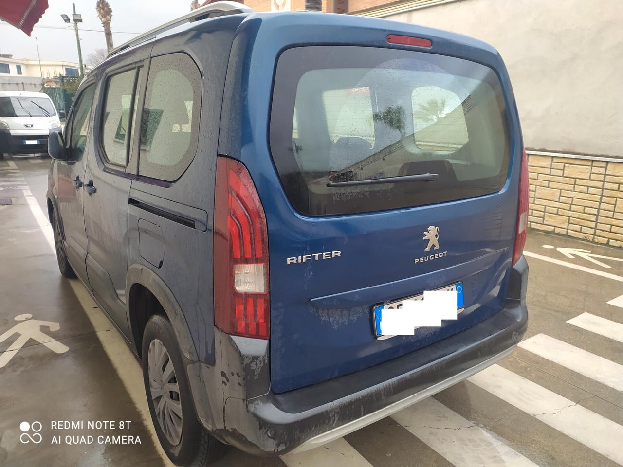 Peugeot Rifter BlueHDi 100 S&S Allure Standard MIX Autocarro 5 posti