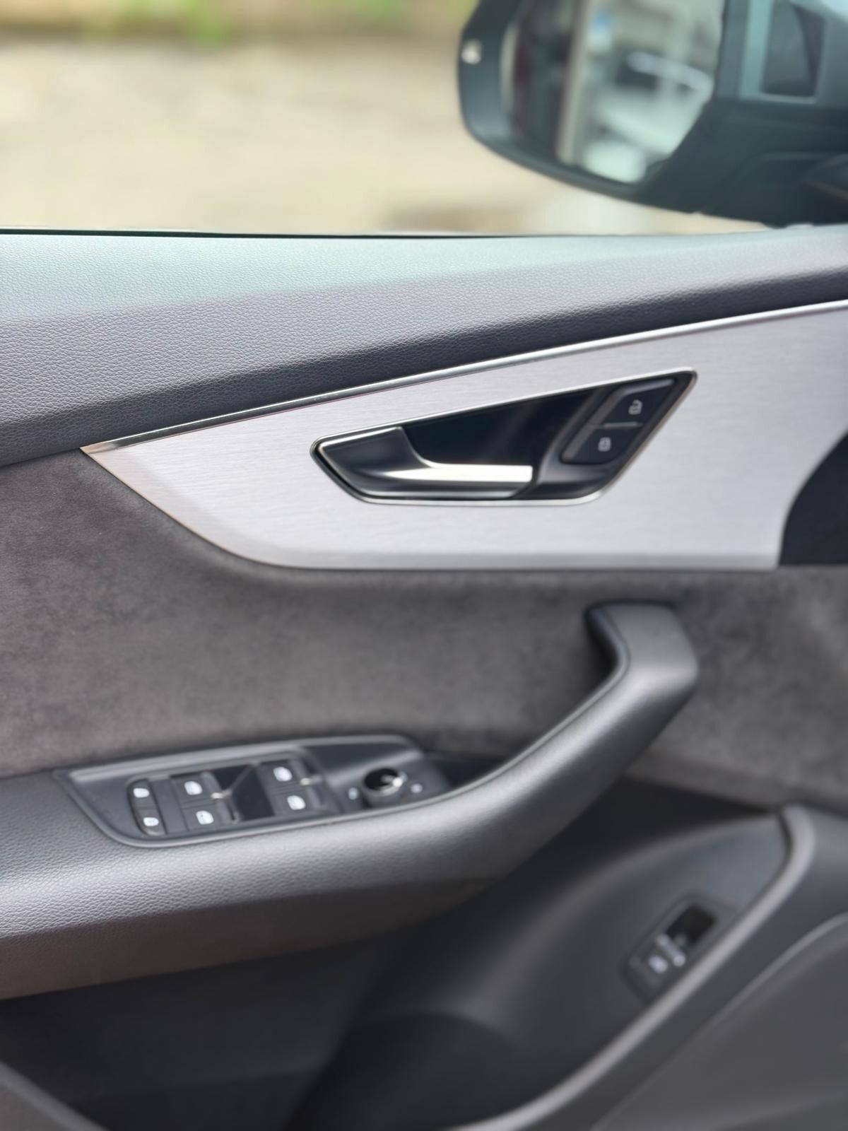 Audi Q8 50 TDI 286 CV quattro S-line