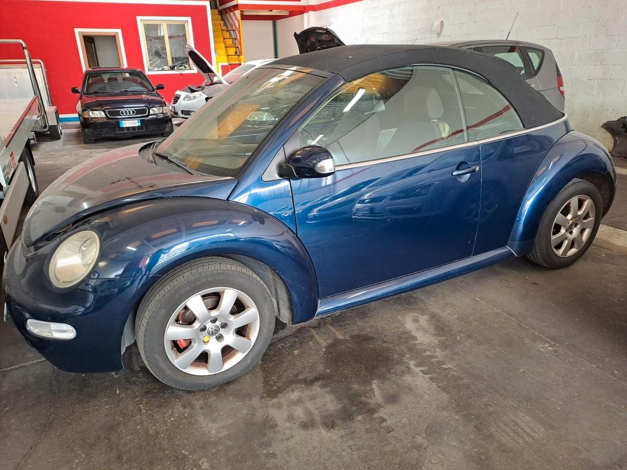 Volkswagen New Beetle 1.6 Cabrio