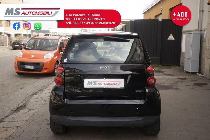 smart fortwo smart fortwo Fortwo 1.0 Pure 71cv 52KW ANNO 2008