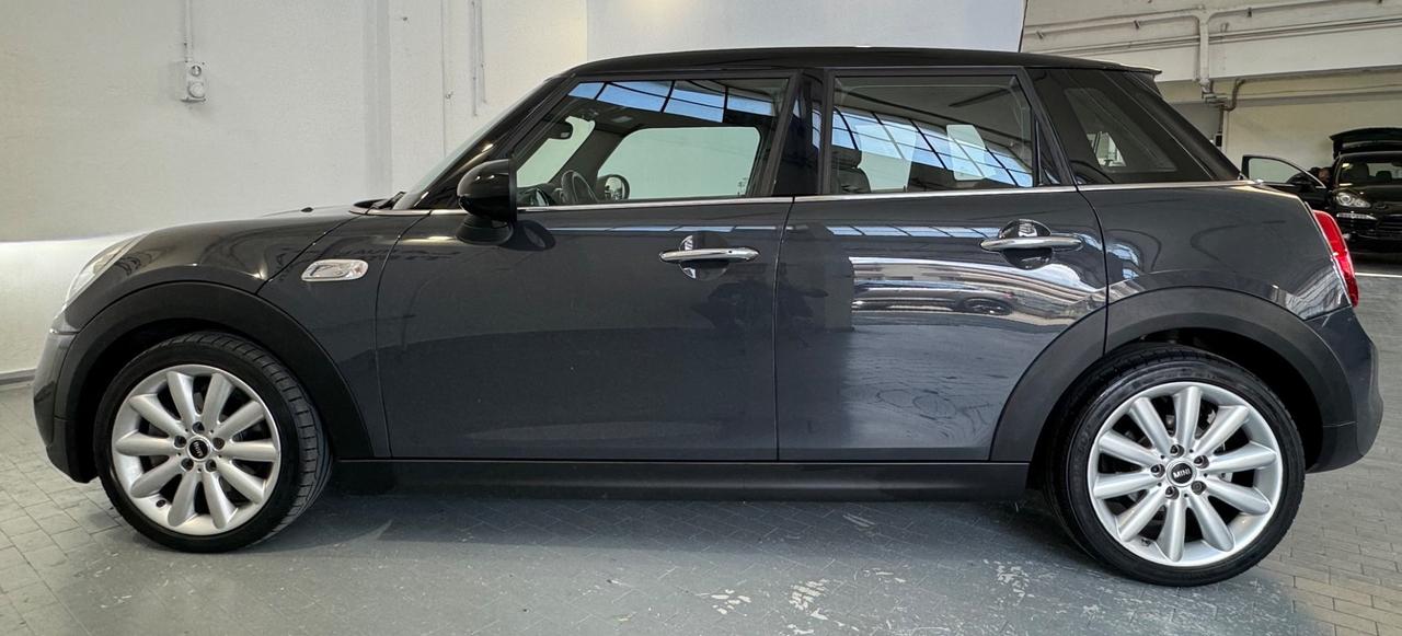 Mini Mini 2.0 Cooper SD aut. Hype 5 porte