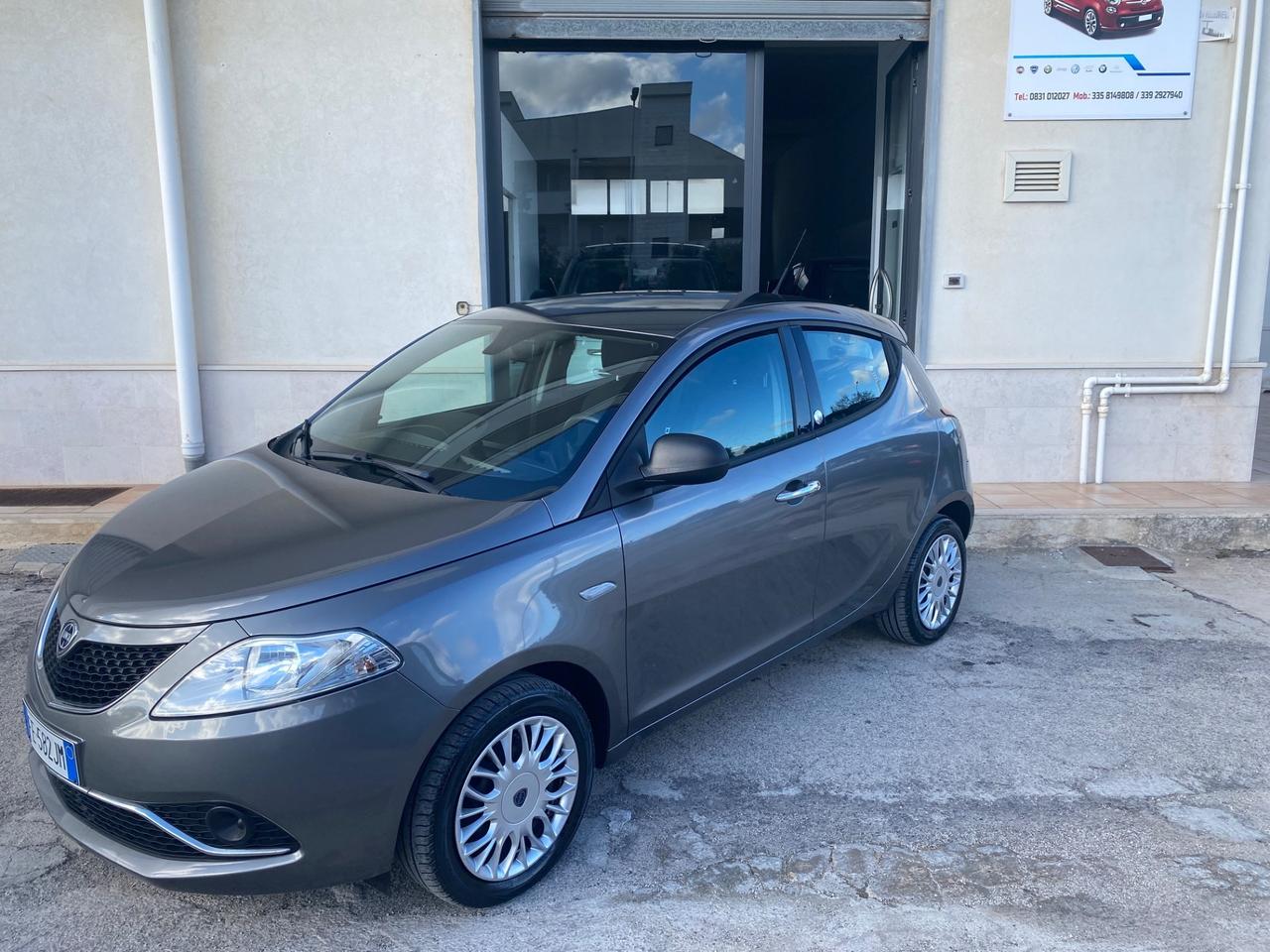 Lancia Ypsilon 1.2 69 CV 5 porte GPL Ecochic Gold