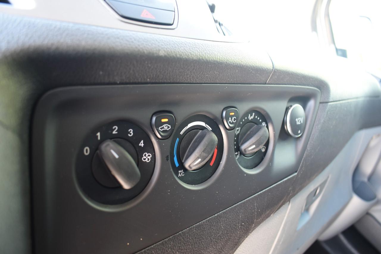 Ford Transit Custom 9 Posti 300 2.2 TDCi 125CV PC Combi Trend