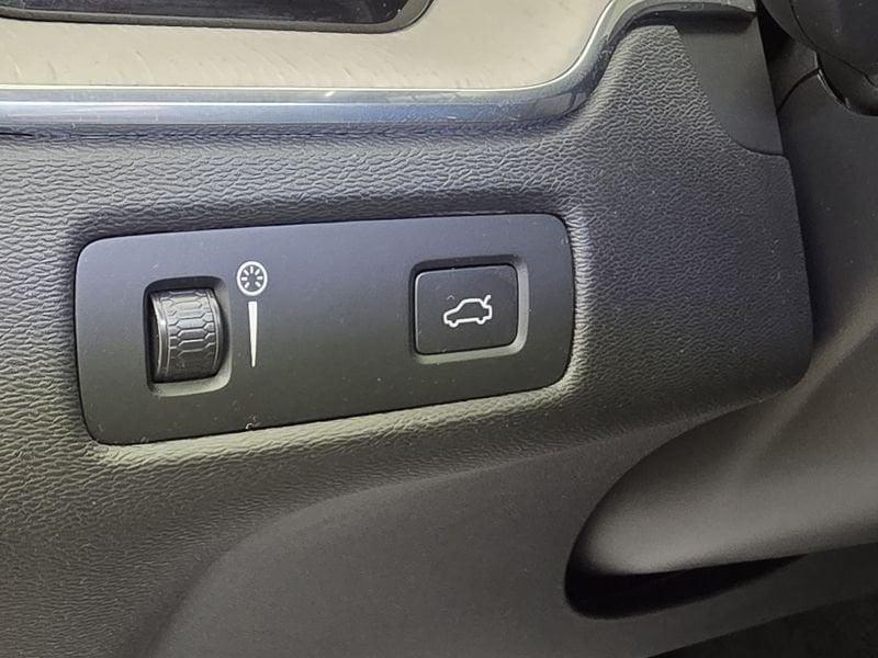 Volvo XC60 B4 D AWD Autom. Inscription GANCIO TRAINO