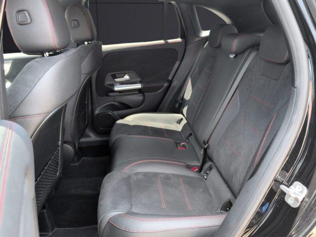 MERCEDES-BENZ GLA 200 Automatic AMG Line Premium