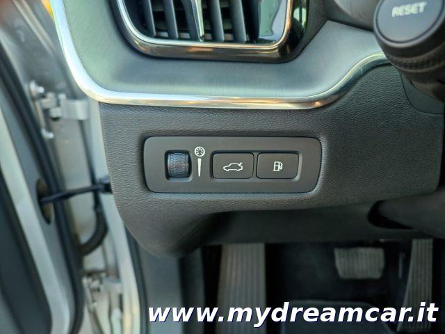 VOLVO XC60 T6 Recharge Plug-in Hybrid AWD Inscription