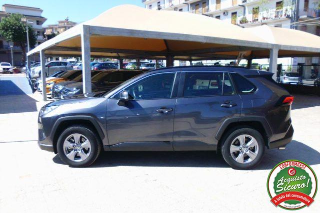 TOYOTA RAV 4 MY23 RAV4 2.5 HV (218CV) E-CVT 2WD Business