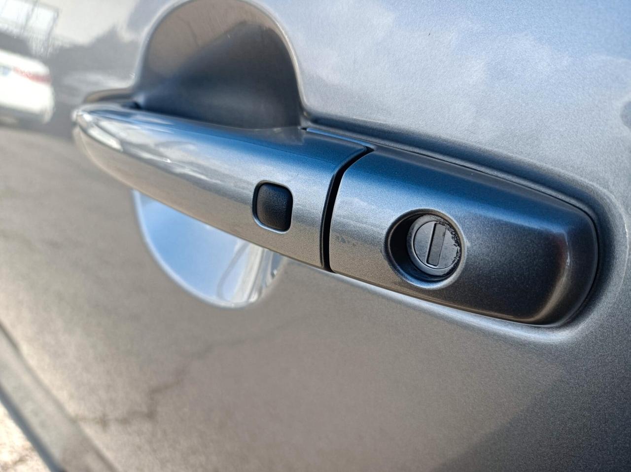 Suzuki Ignis 1.2 Hybrid Top