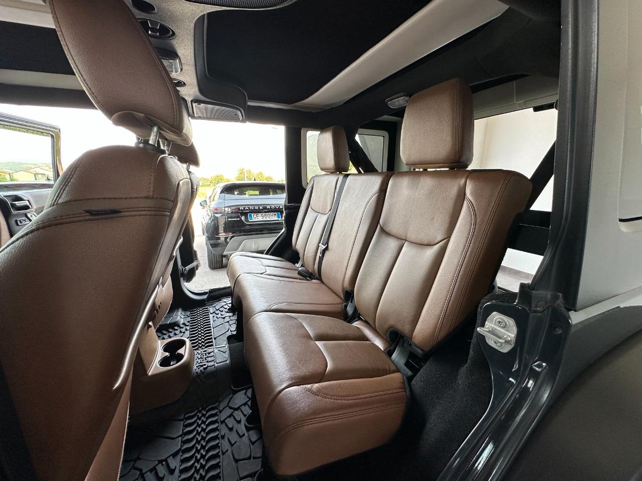 Jeep Wrangler Unlimited 3.6 V6 Rubicon JK auto GPL