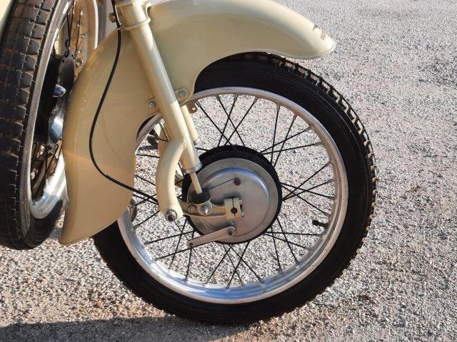 Moto Guzzi Galletto 160 -