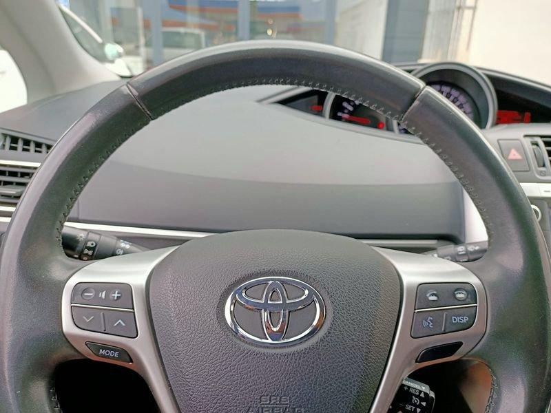 Toyota Verso 1.6 d-4d Active 7p.ti mt 1.6 D-4D Active 7 posti