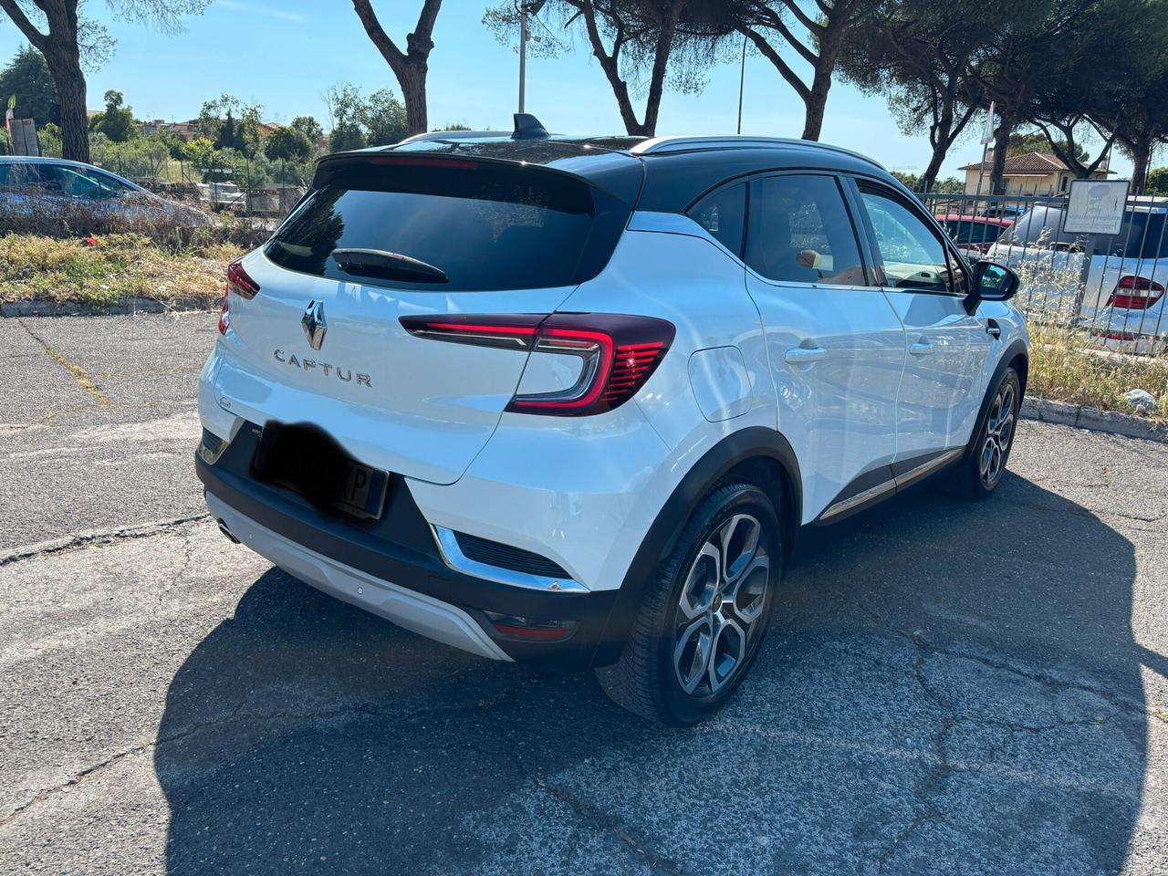 Renault Captur Blue dCi 115 CV EDC Intens