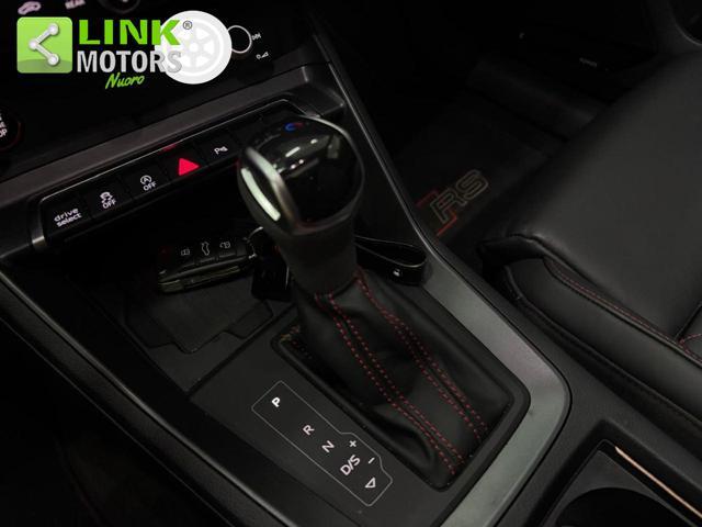 AUDI RS Q3 SPB quattro S tronic