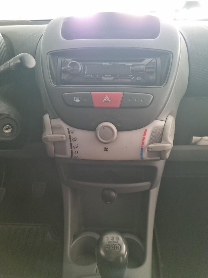 PEUGEOT 107 1.4 HDi 3p. Plaisir