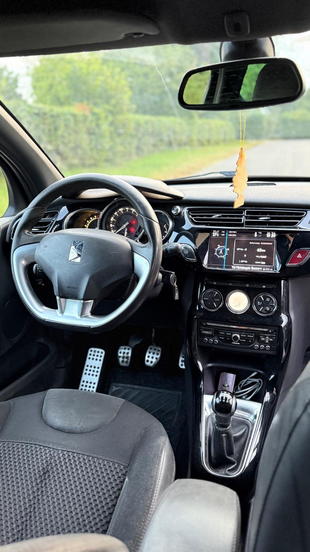 Ds DS3 3 1.2 VTi 82 Chic