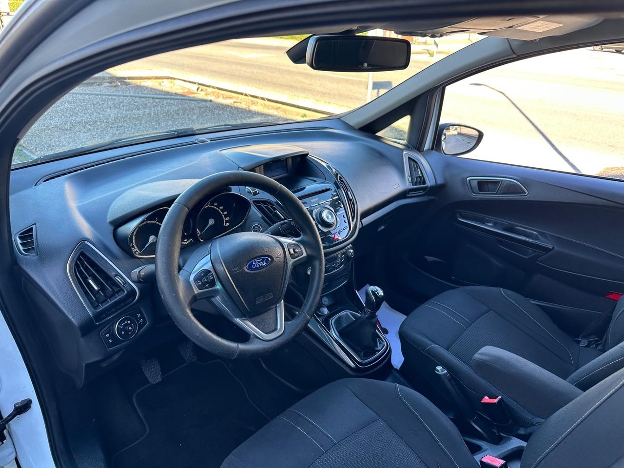 Ford B-Max 1.4 90 CV Titanium metano