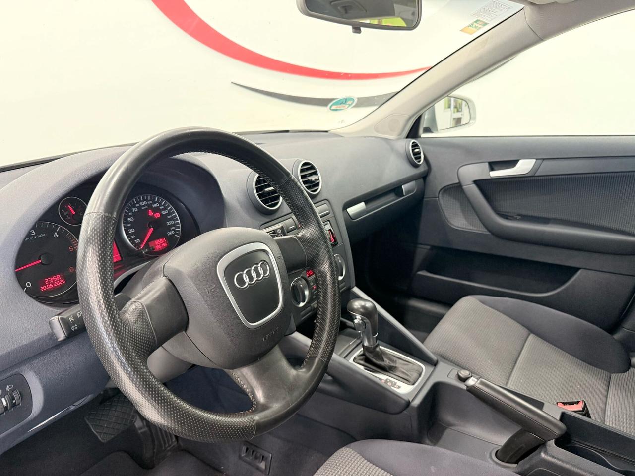AUDI A3 2.0 TDI 140cv cambio DSG Automatico 5 porte