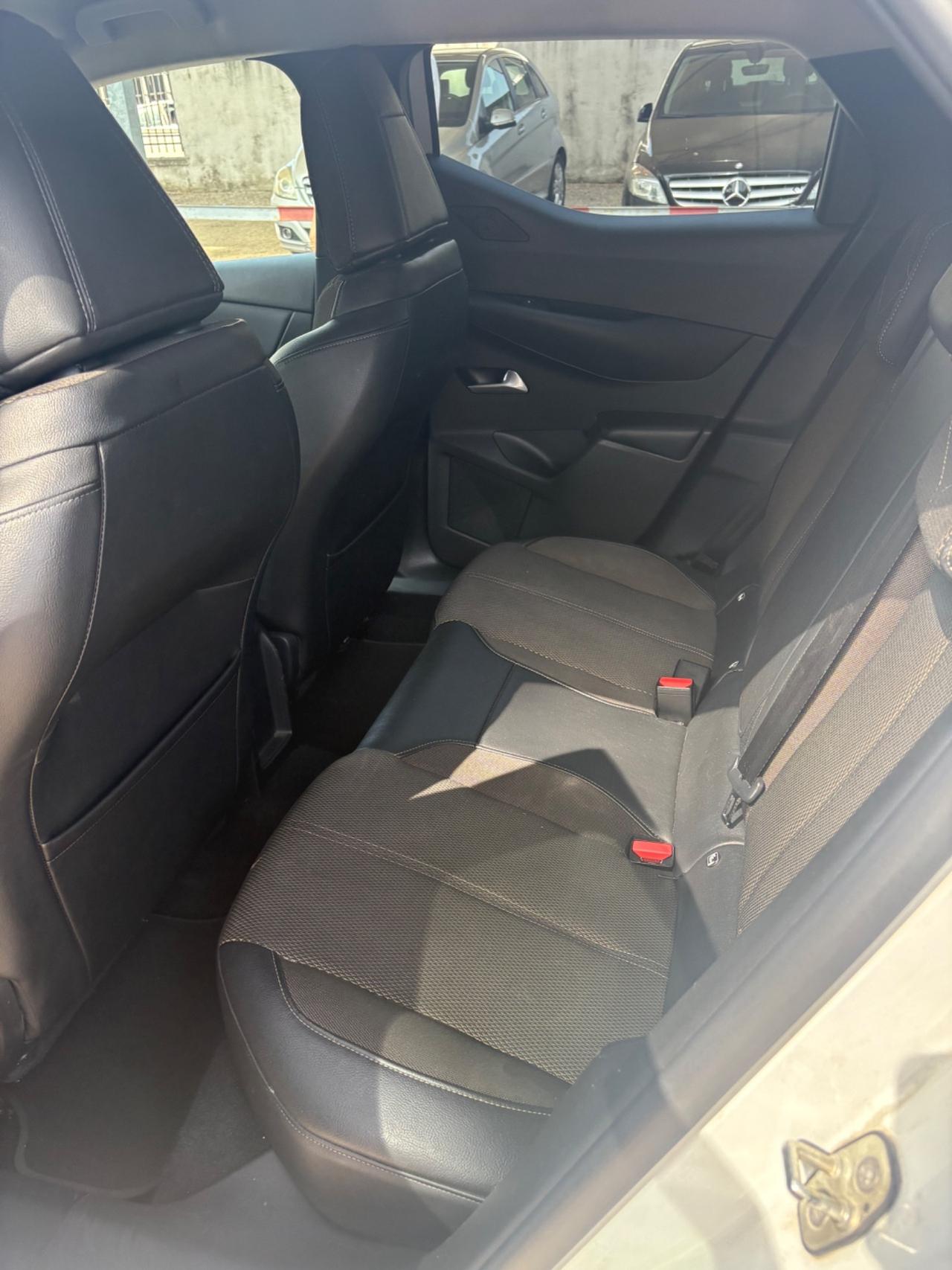 Ds DS3 3 Crossback PureTech 100 Faubourg