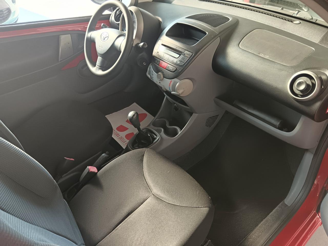 Toyota Aygo 1.0 12V VVT-i 3 porte Sol