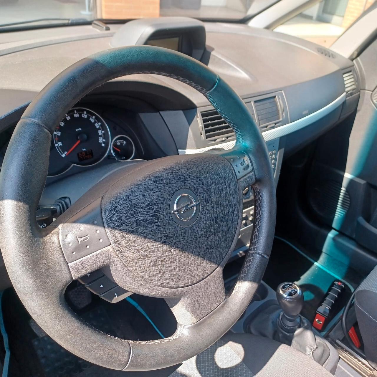 ECONOMICA MERIVA 1.7 CDI 177.288 KM