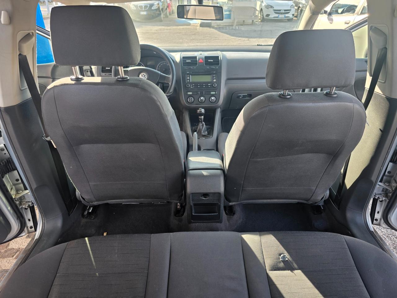 Volkswagen Golf 1.9 TDI 5p. Sportline con 381.000km