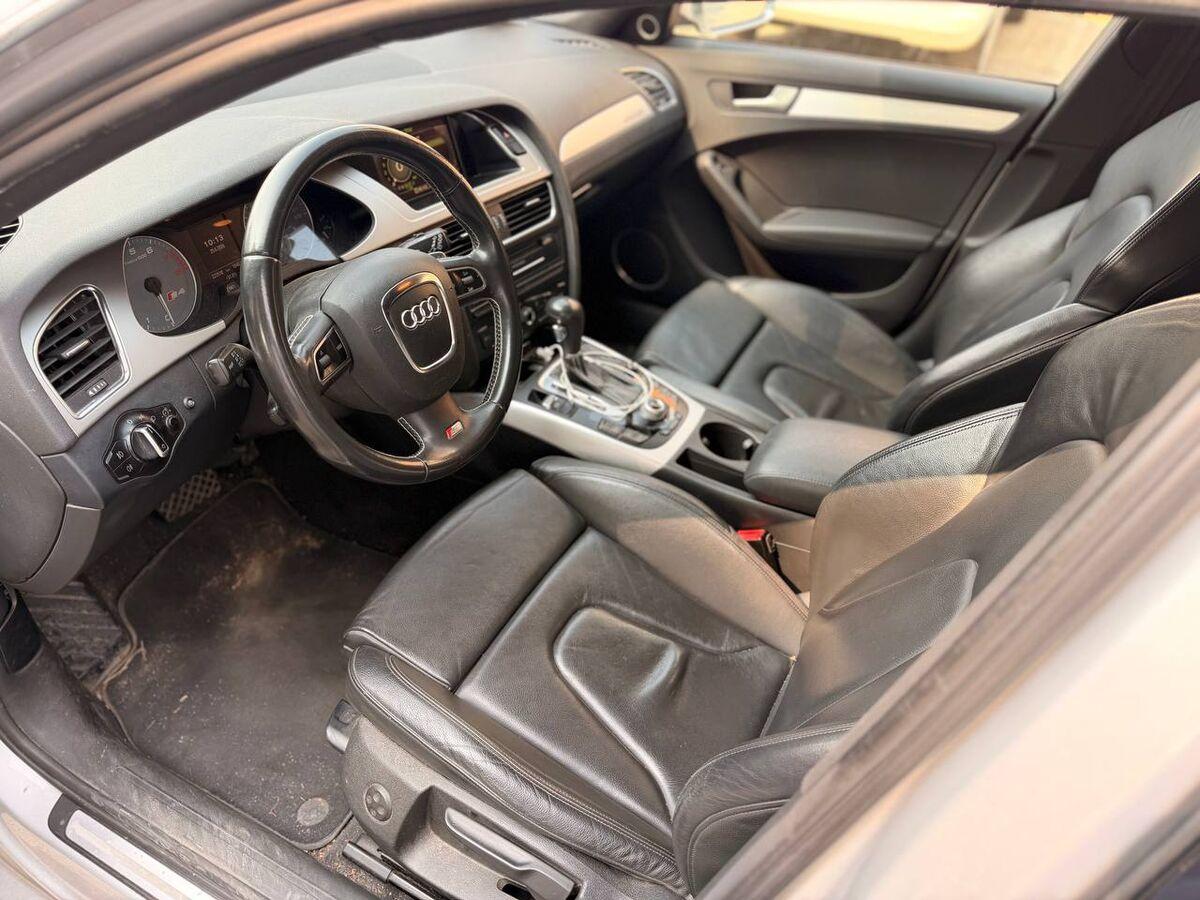 Audi A4 IV 2007 Avant S4 3.0 V6 tfsi quattro s-tronic