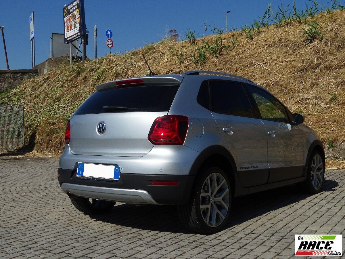 VOLKSWAGEN - Polo - Cross 1.4 TDI DSG BlueMotion Tech.