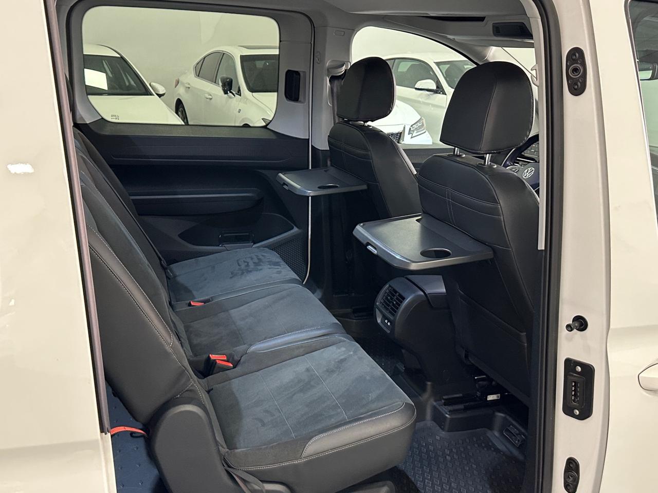Volkswagen Caddy 2.0 TDI 122 CV DSG Style