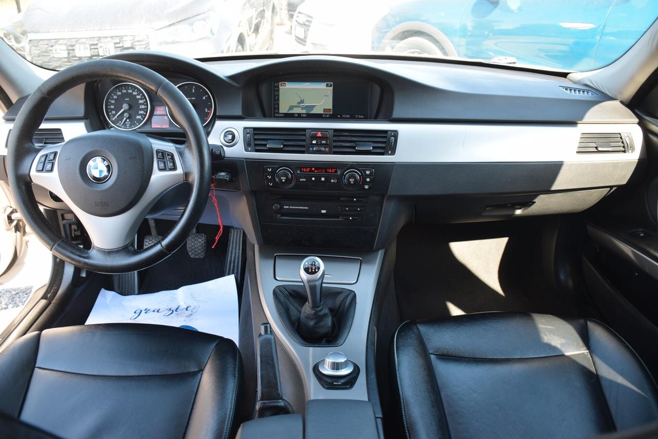 Bmw 330 330d Touring Futura navi pelle cruise sensori bt