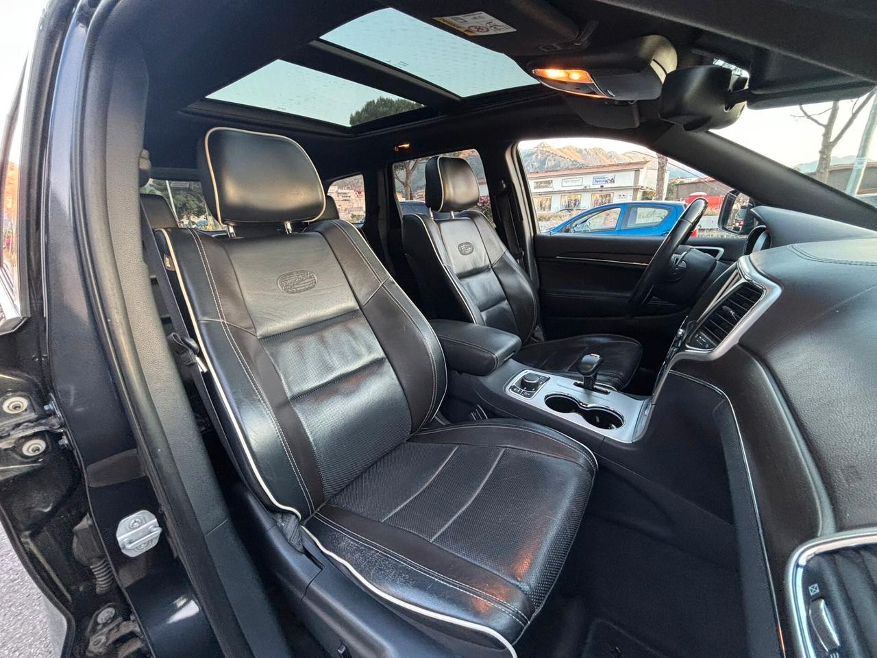 Jeep Grand Cherokee Overland 3.0 CRDI