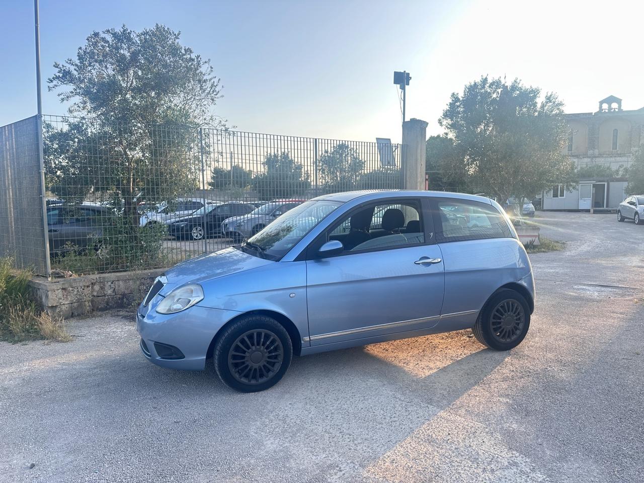 Lancia Ypsilon 1.3 MJT 75 CV Oro Giallo-2007