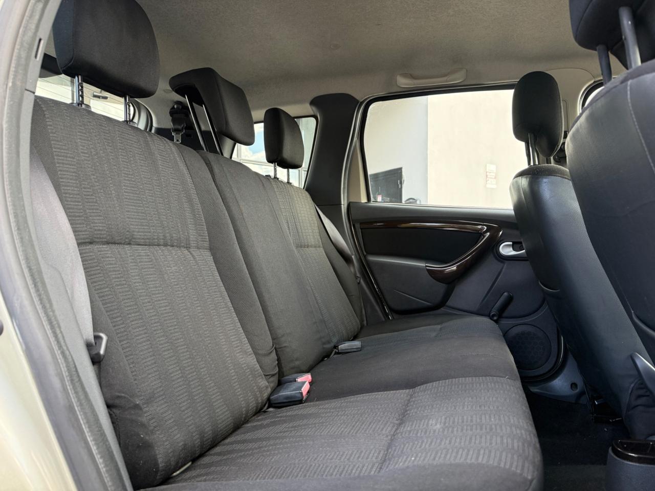 Dacia Duster 1.6 GPL Lauréate