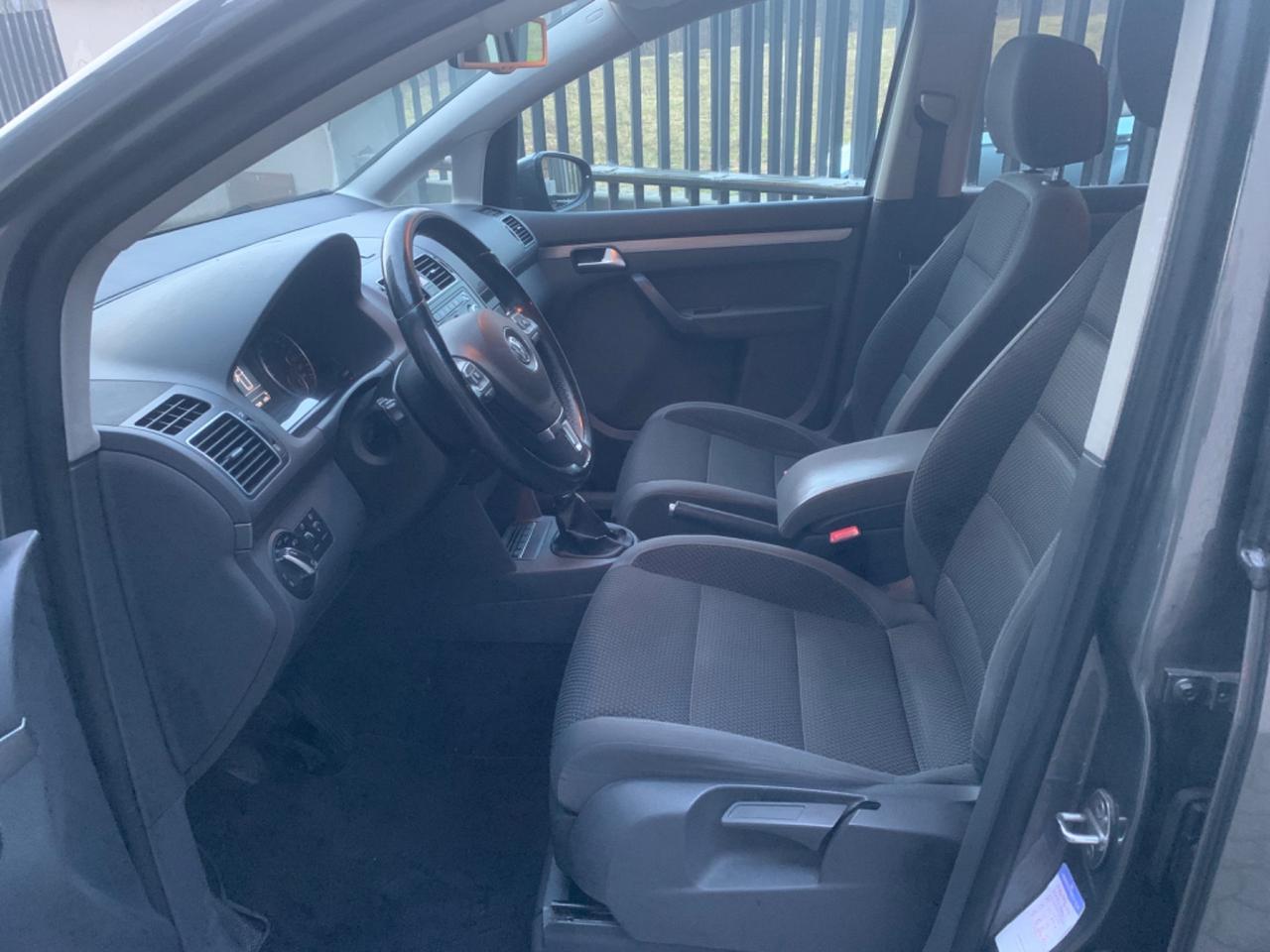 Volkswagen Touran 1.6 TDI Comfortline NEOPATENTATI