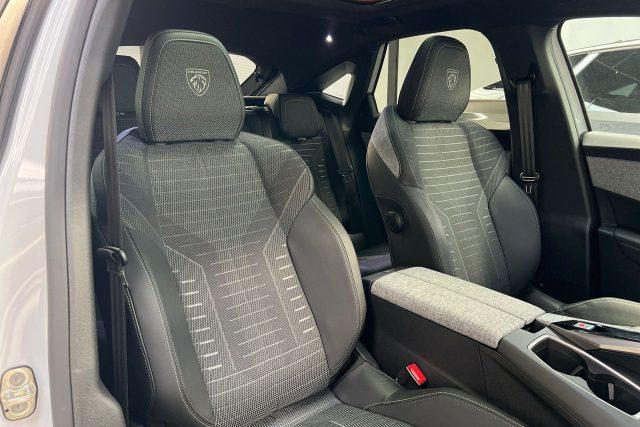 PEUGEOT 3008 Hybrid 145 GT e-DCS 6